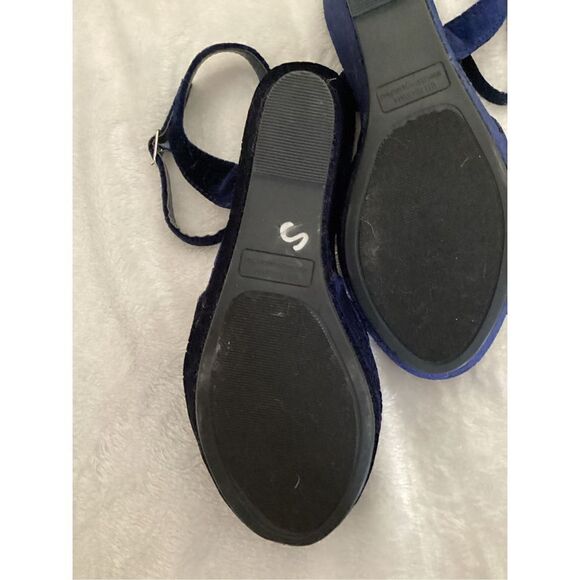 Rampage Chrissy Blue Velvet Wedges - Picture 6 of 8